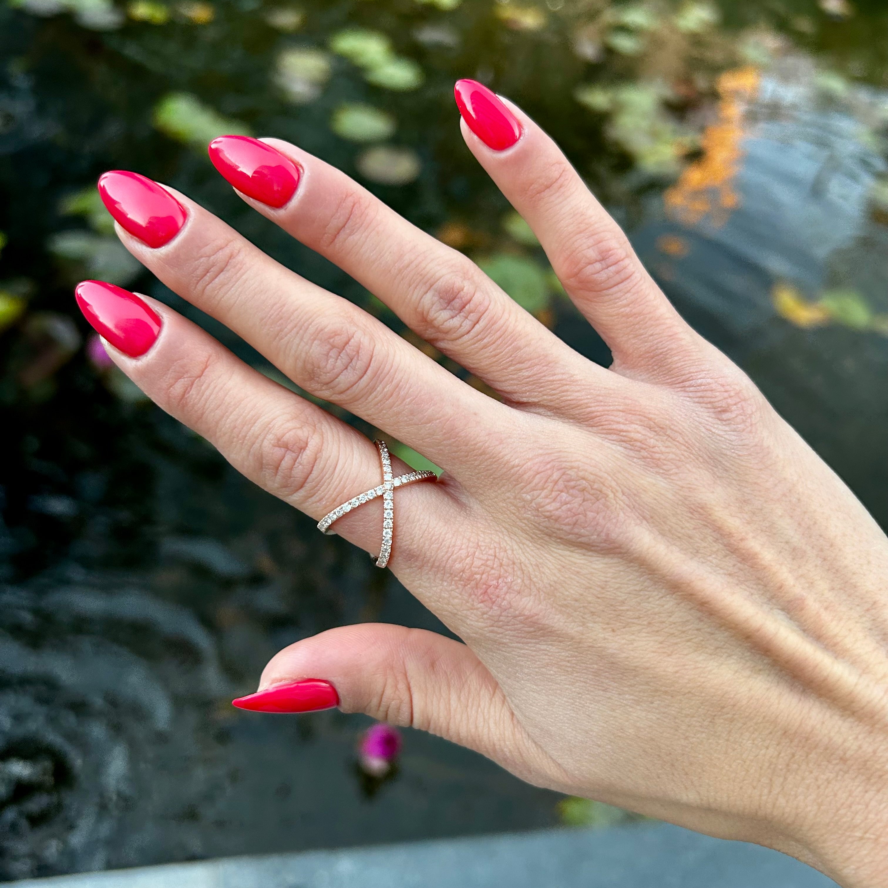 טבעת יהלומים איקס DARIA