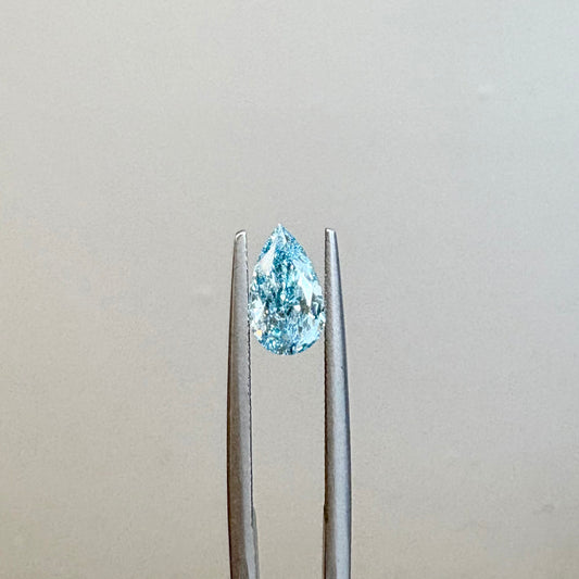 יהלום כחול מעבדה בחיתוך טיפה במשקל  1.00 קראט