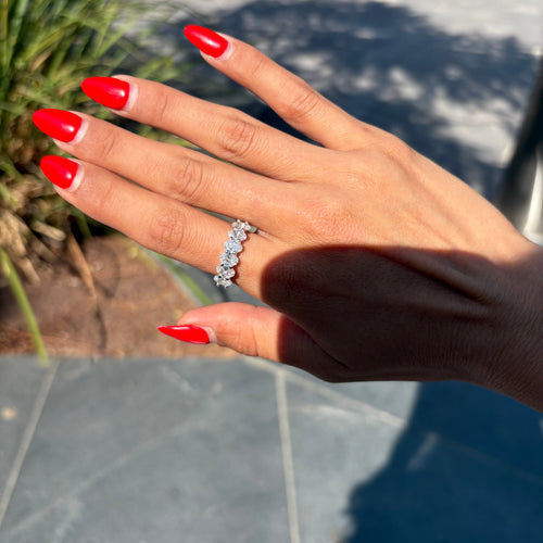 ADI טבעת יהלומים בחיתוך אובל 6  אבנים