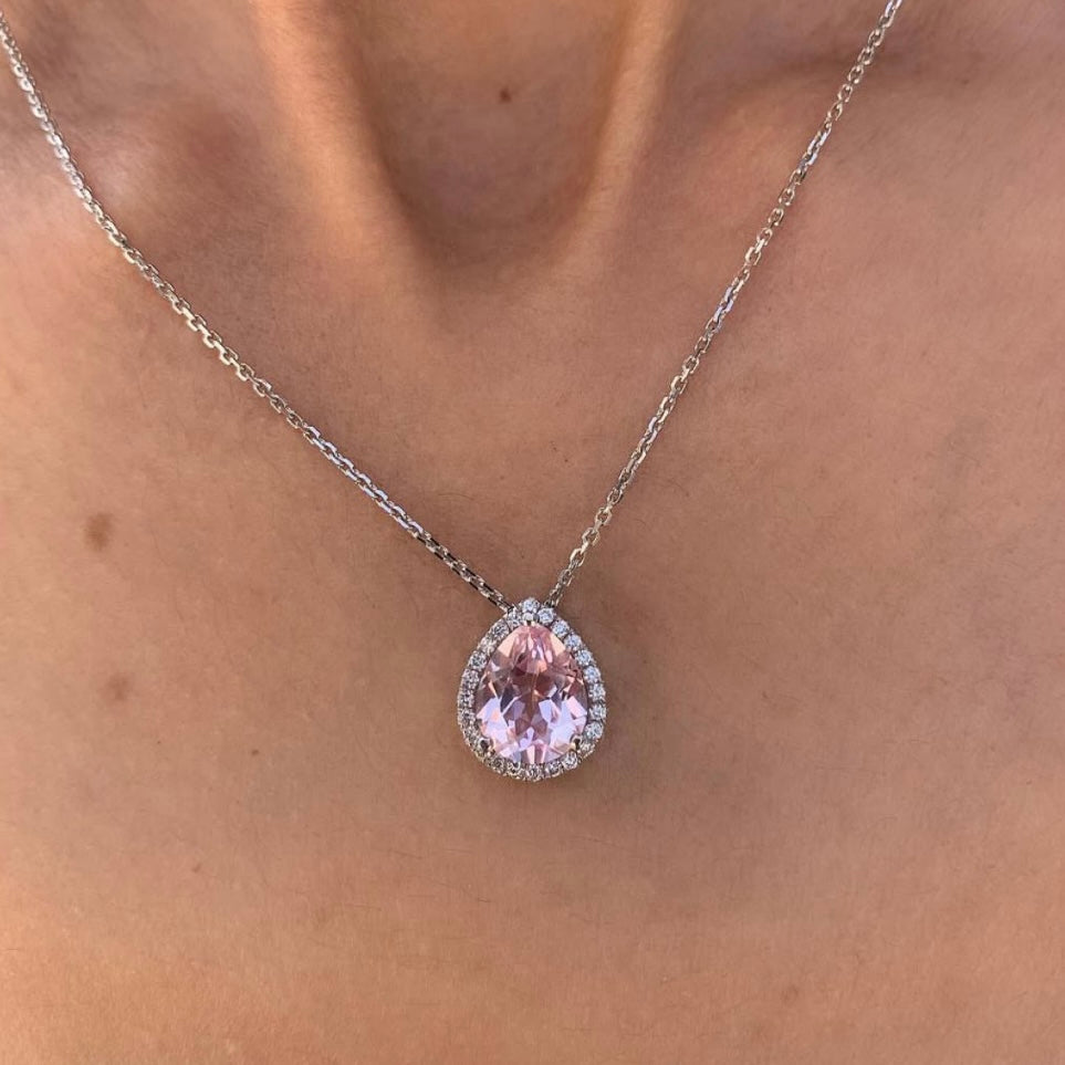 SAPIR תליון מורגנייט בחיתוך טיפה ויהלומים