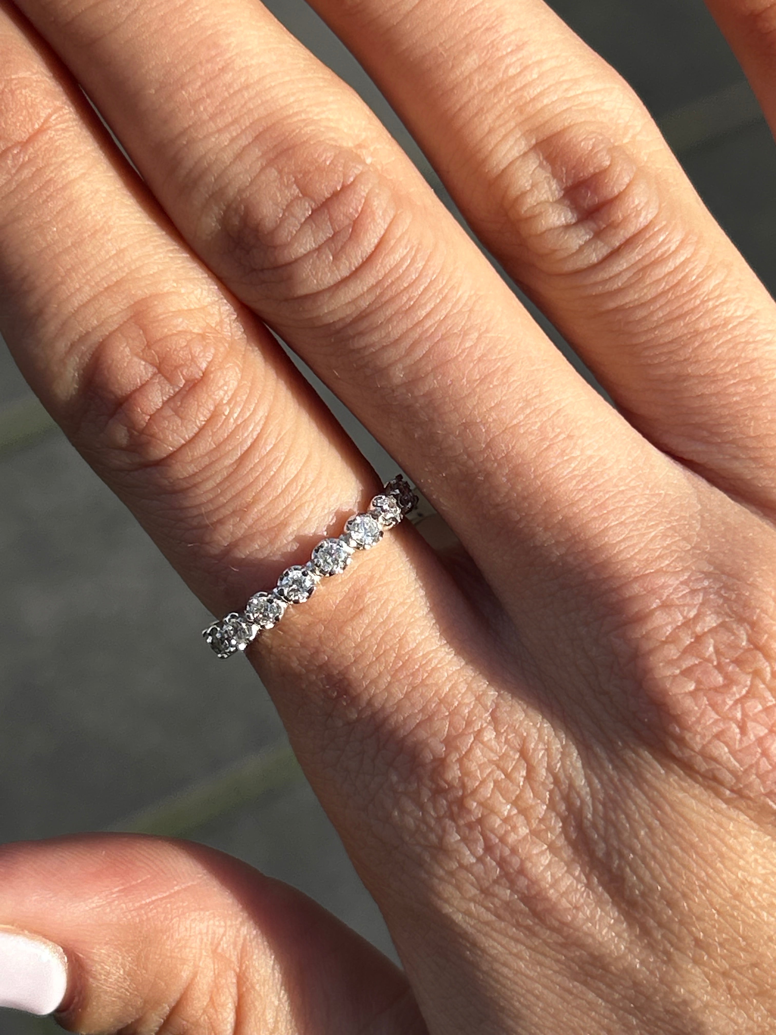 טבעת יהלומים ALL AROUND