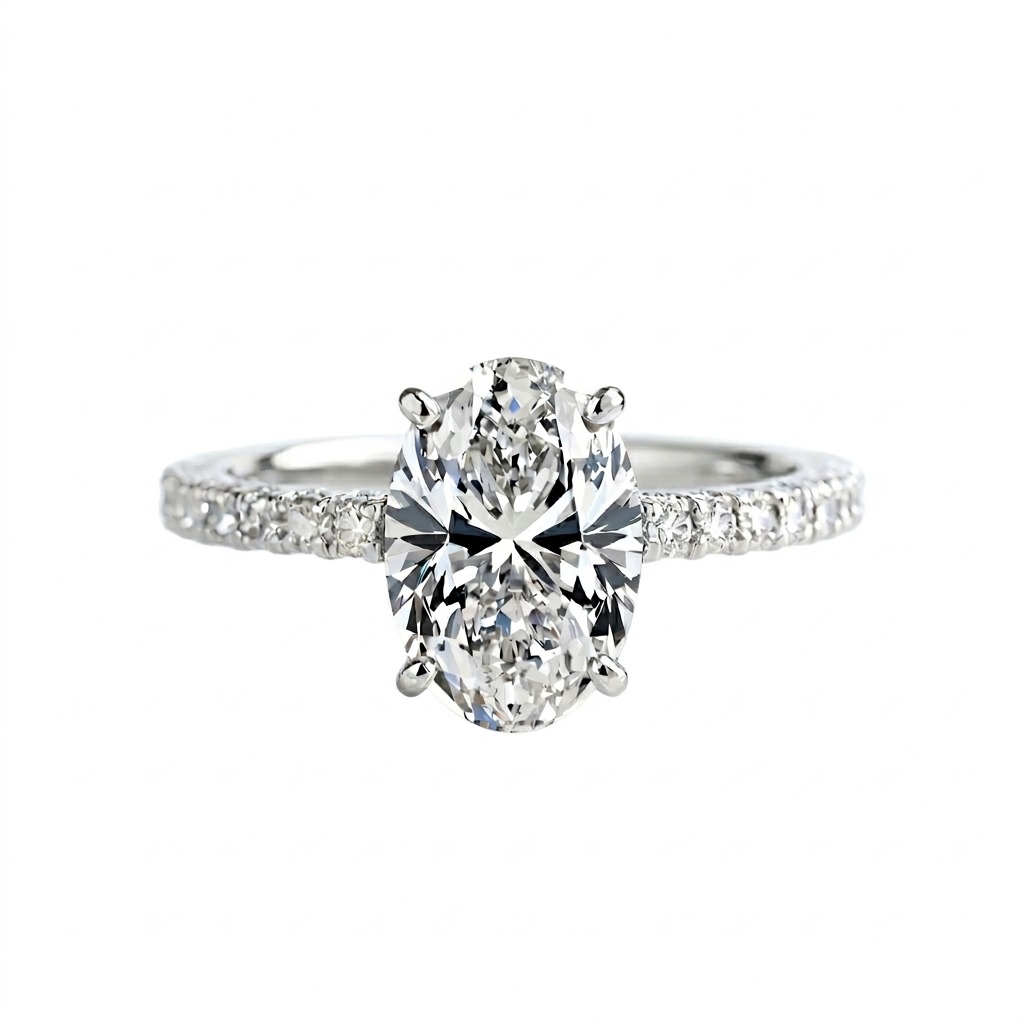 טבעת יהלום מעבדה 3 קראט IGI בחיתוך אובל עם אבני צד במבצע רק ב-6.400 ש"ח במקום 14.500 ORA