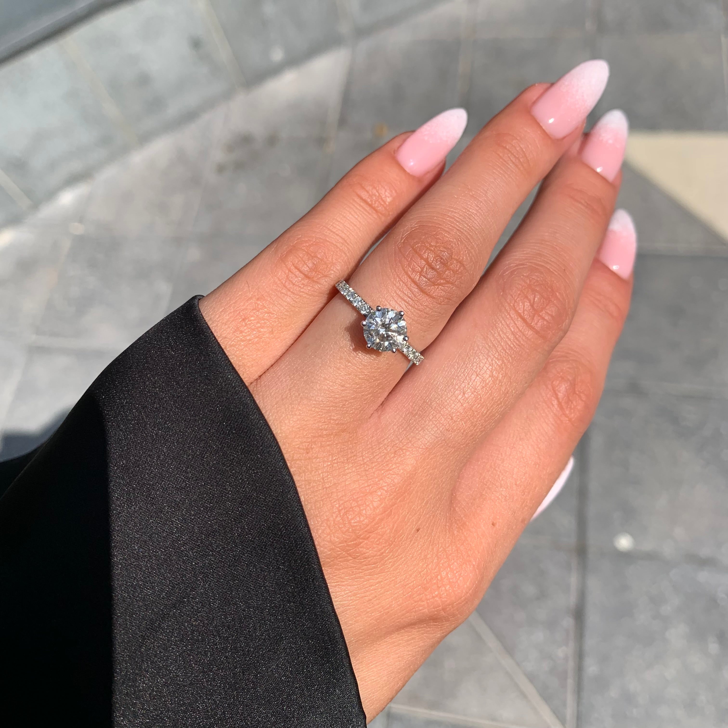 טבעת יהלום בחיתוך עגול סוליטר קלאסית 1.20 קראט LORI