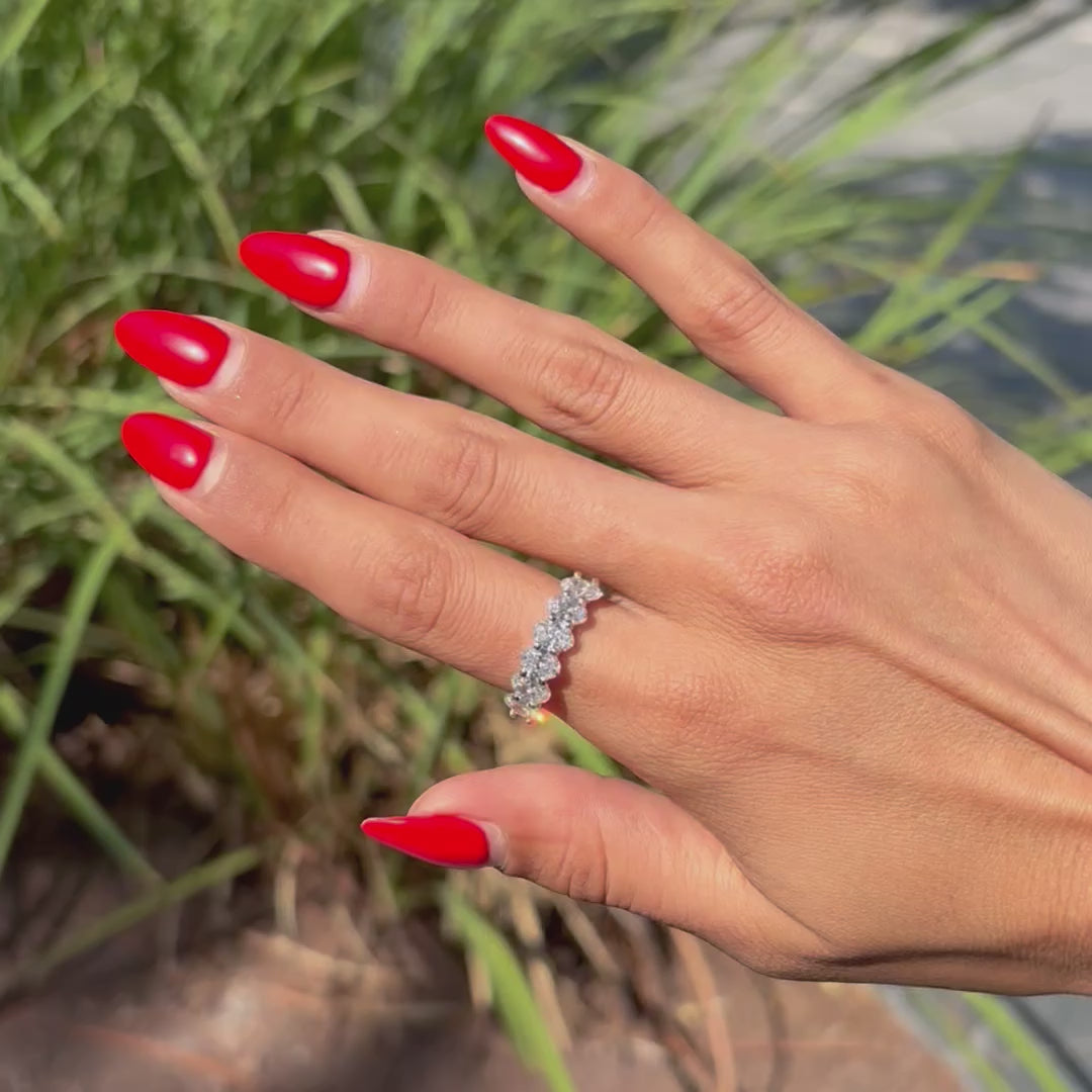 ADI טבעת יהלומים בחיתוך אובל 6  אבנים