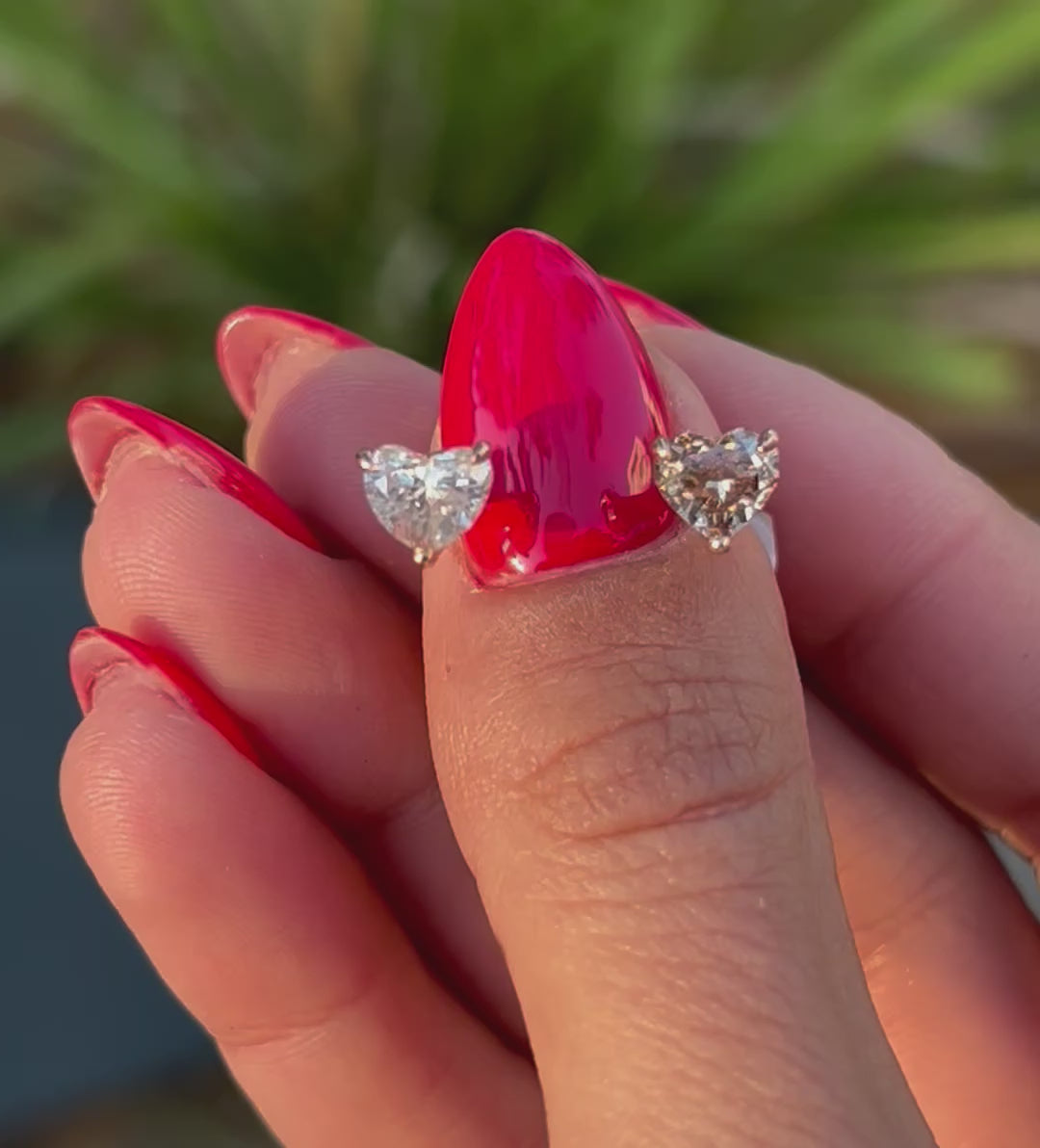 LOVE  טבעת יהלומים 2 לבבות חום ולבן טבעיים