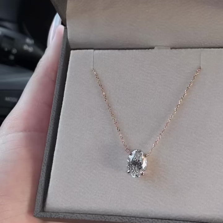 STAR OF DAVID תליון יהלום בחיתוך אובל 1 קראט